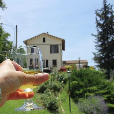 Apartment In Piticchio With Pool And Bbq, Cleaning Included *