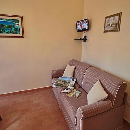 Apartment In Piticchio With Pool And Bbq, Cleaning Included * Arcevia