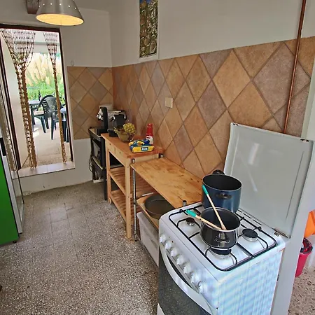 Apartment In Piticchio With Pool And Bbq, Cleaning Included 아파트