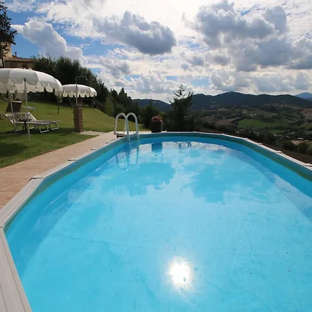 Apartment In Piticchio With Pool And Bbq, Cleaning Included Appartement *