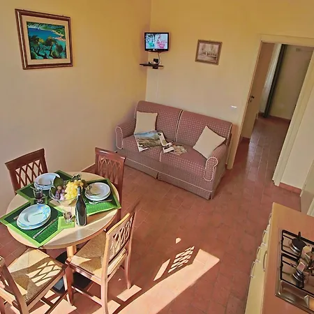 Apartment In Piticchio With Pool And Bbq, Cleaning Included Appartement