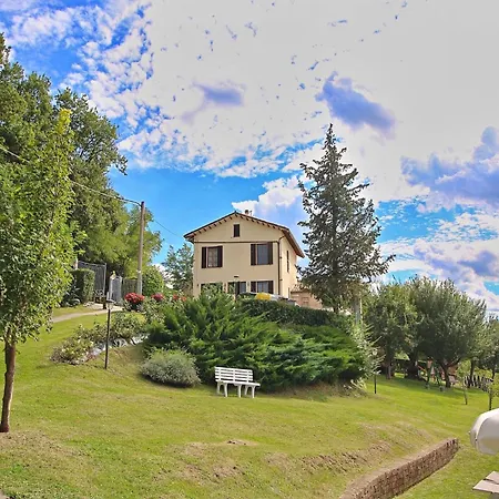 Appartement Apartment In Piticchio With Pool And Bbq, Cleaning Included