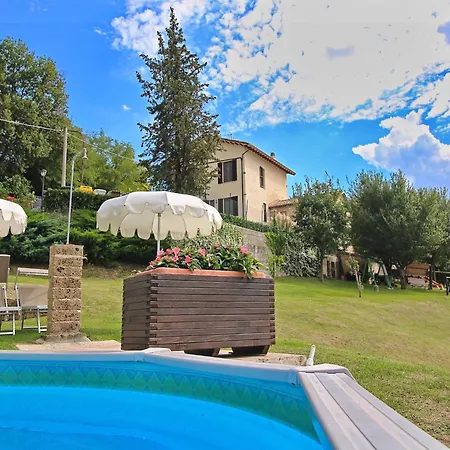 Apartment In Piticchio With Pool And Bbq, Cleaning Included Appartement